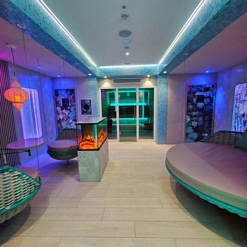 Private-Tageswellness-buchen mit Kamin und Sauna